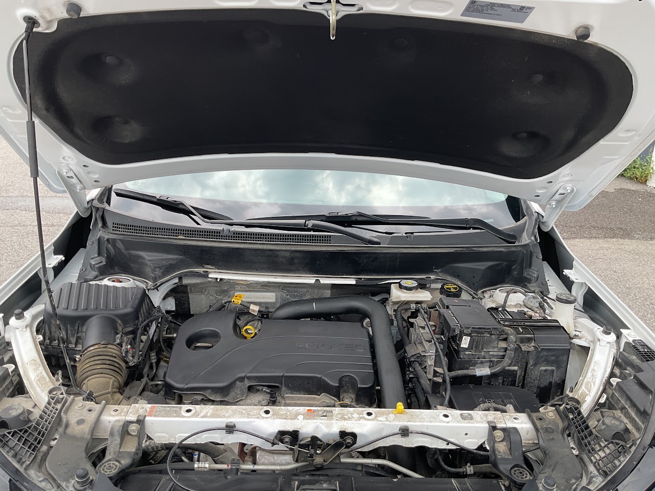 2024 GMC Terrain — photo 33 of 34