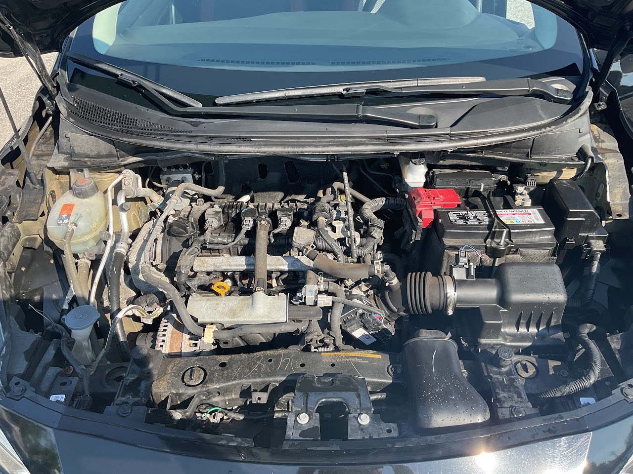 2023 Nissan Versa — photo 33 of 34