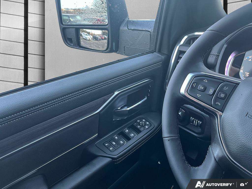 2026 Ram 3500 — photo 17 de 25