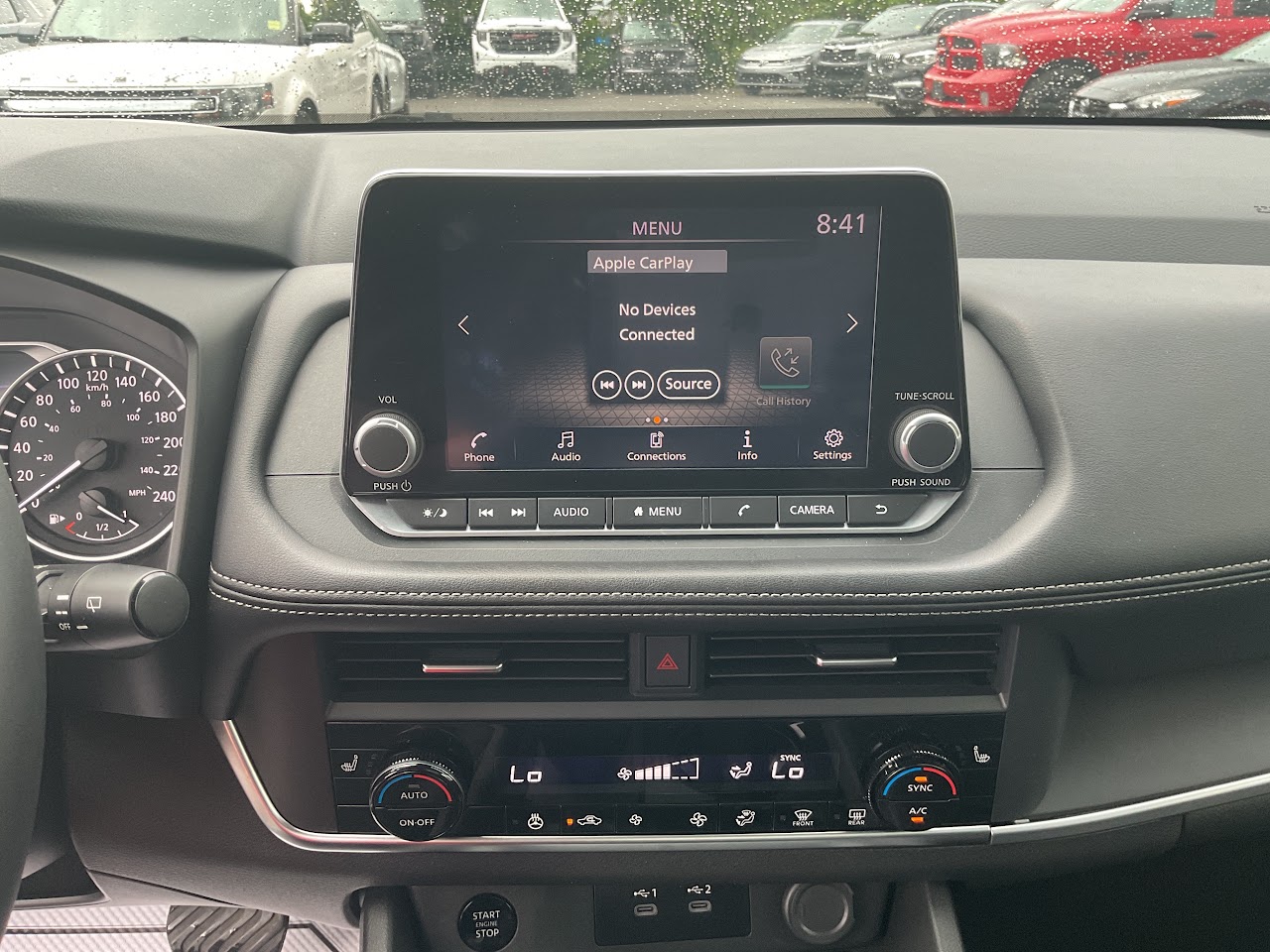 2025 Nissan Rogue — photo 28 of 34