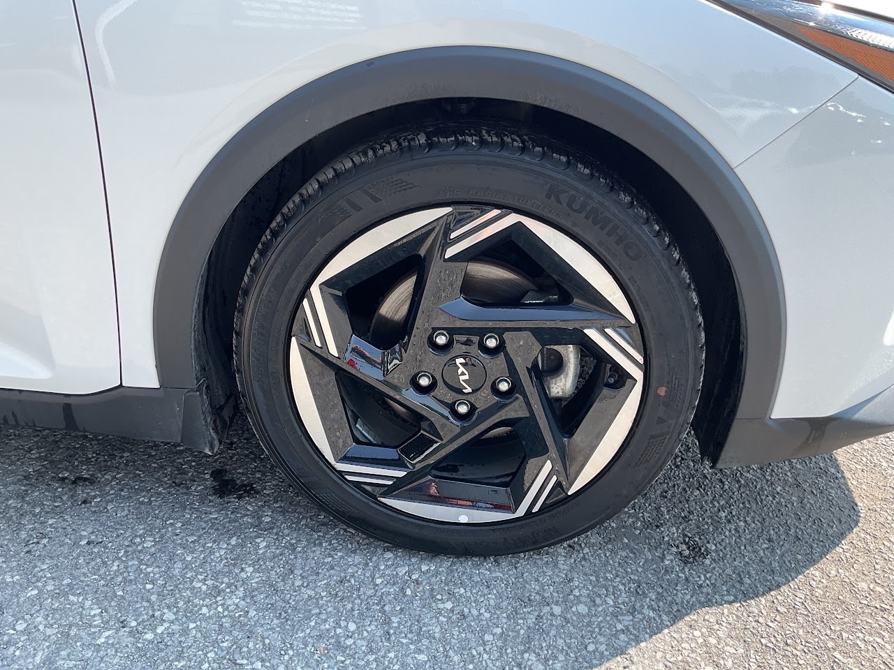 2025 Kia K4 — photo 11 of 22