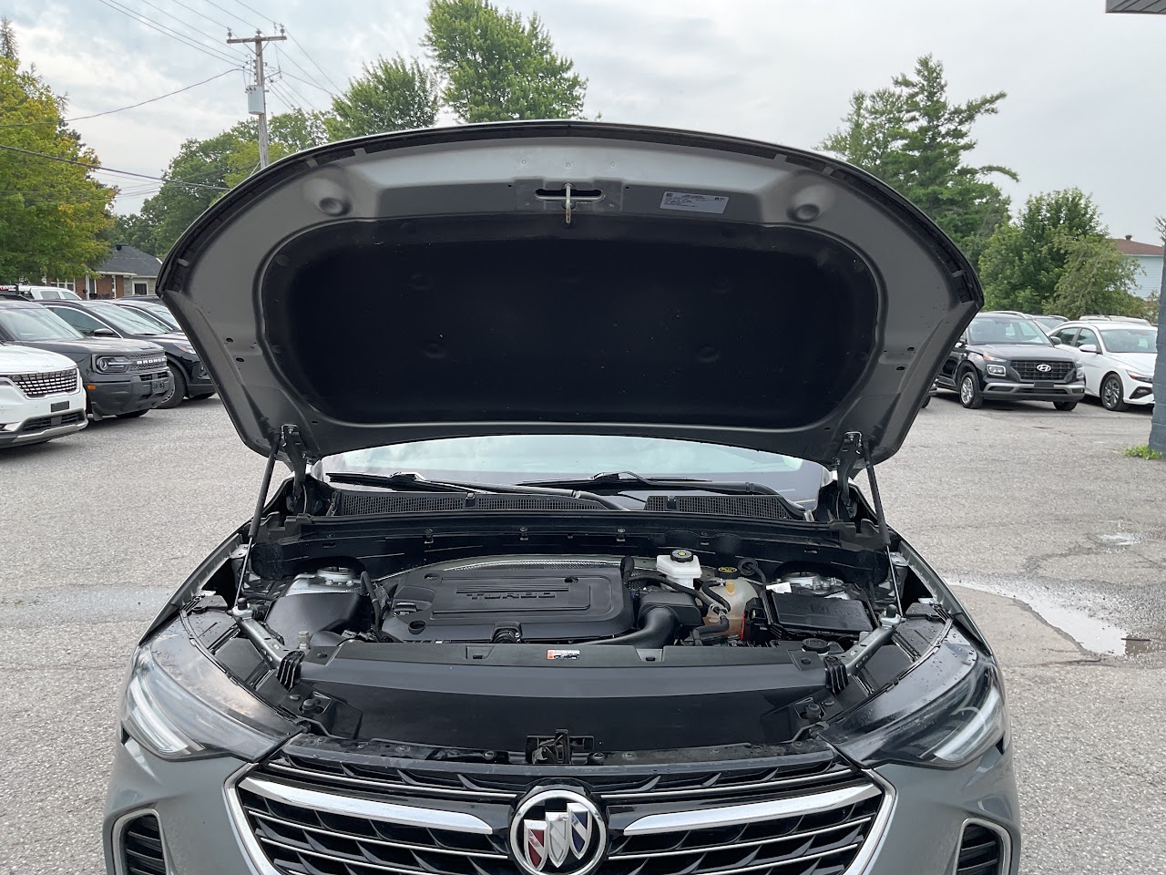 2023 Buick Envision — photo 22 of 34