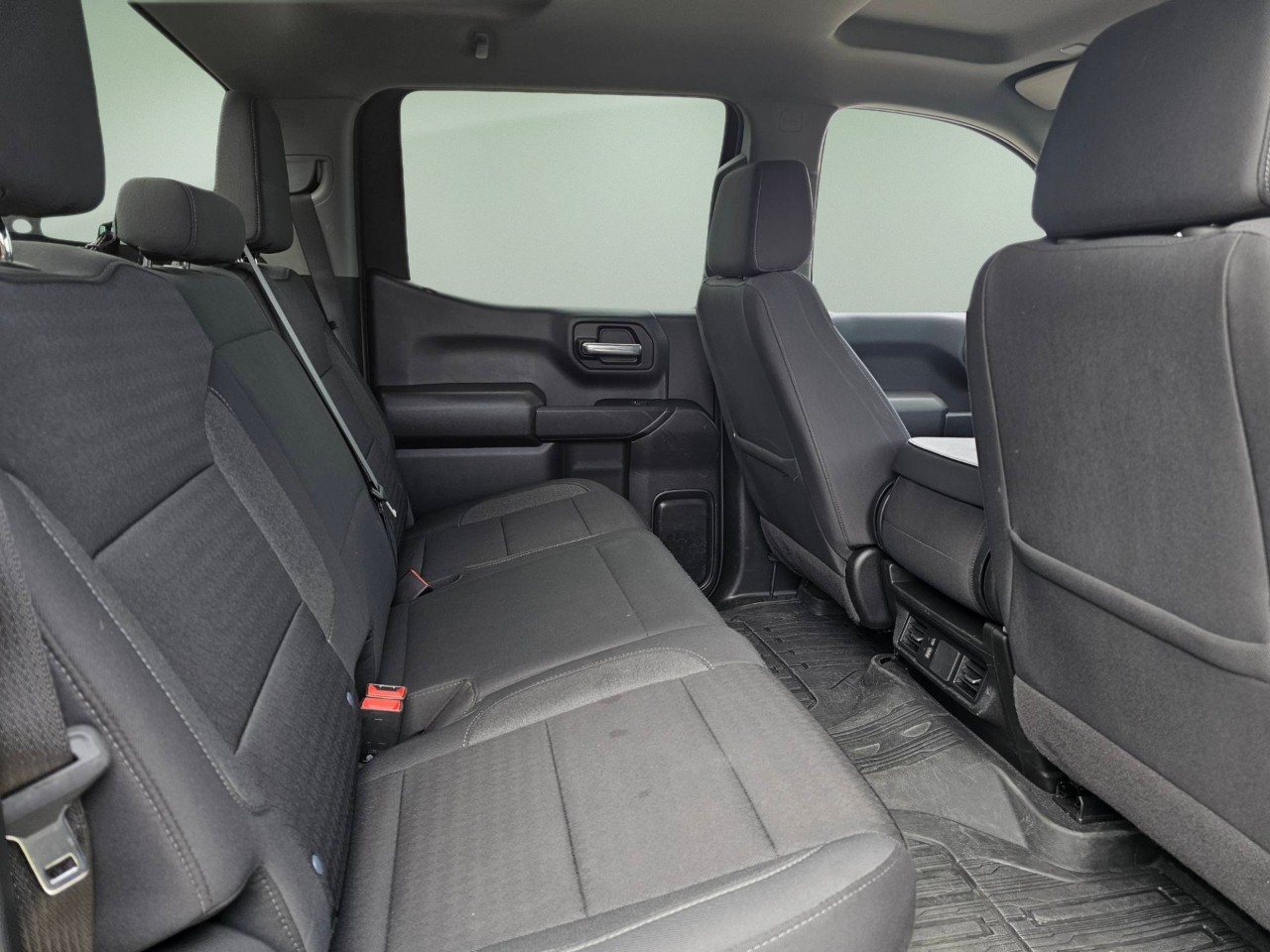 2024 GMC Sierra 1500 — photo 18 of 20