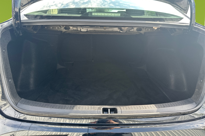 2023 Toyota Corolla Sedan — photo 9 of 31