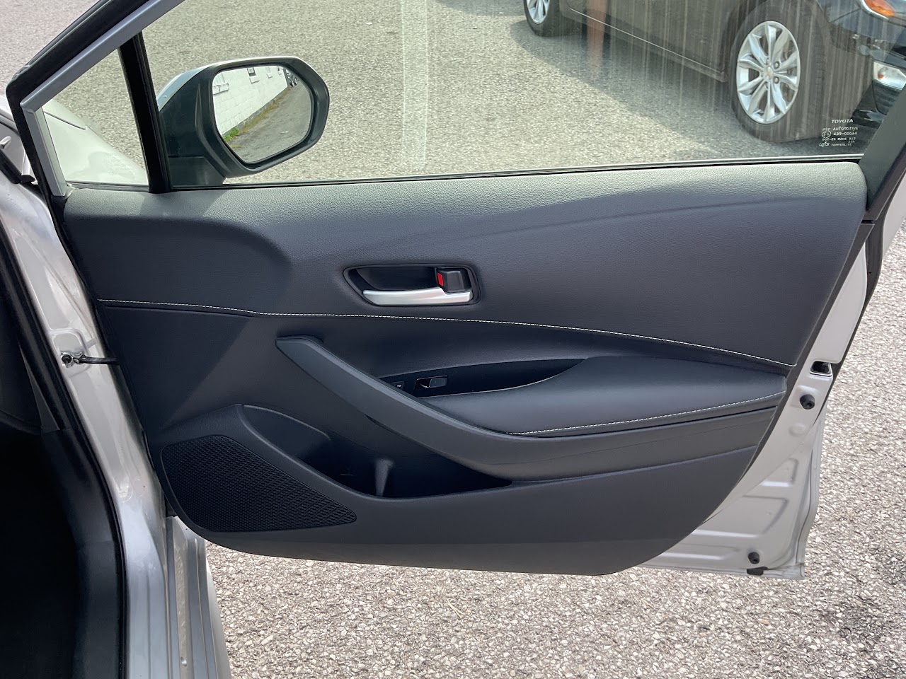 2024 Toyota Corolla — photo 31 of 34