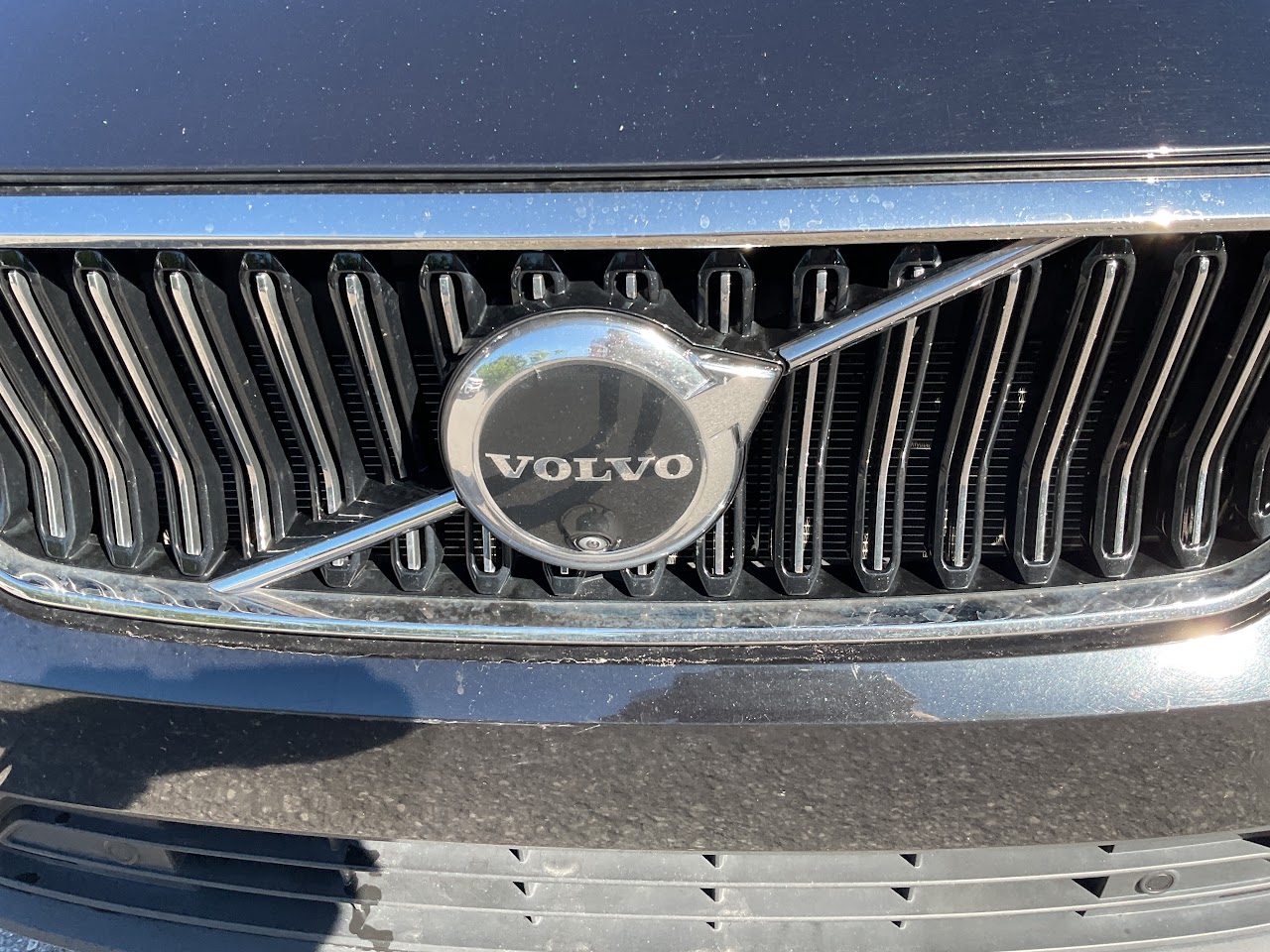 2024 Volvo XC40 — photo 20 of 34