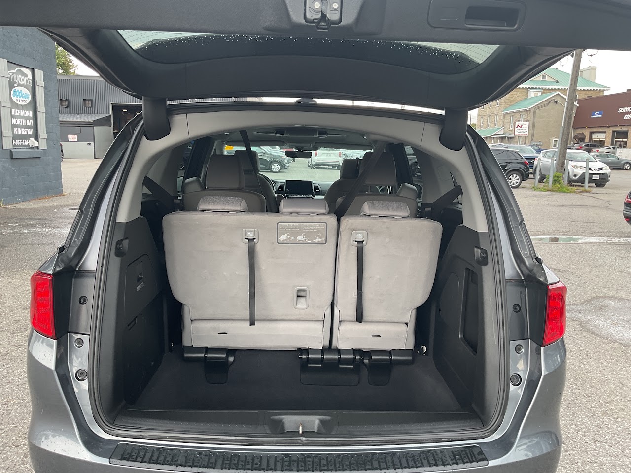 2018 Honda Odyssey — photo 34 of 34