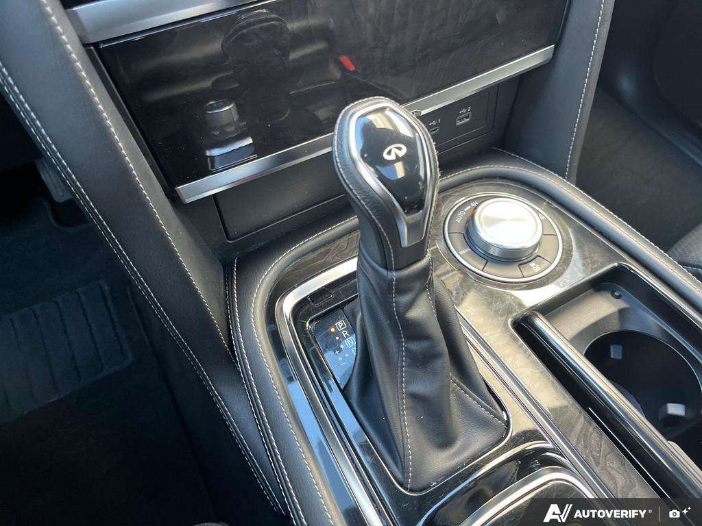 2024 Infiniti QX80 — photo 18 of 25