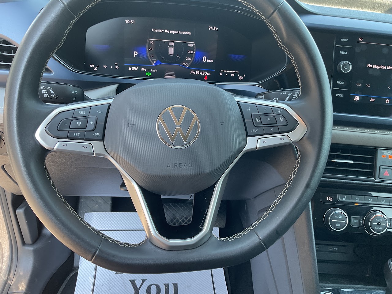2024 Volkswagen Taos — photo 26 of 34