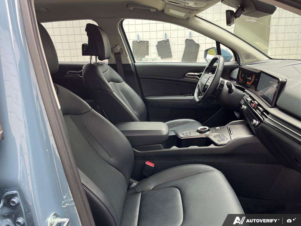 2026 Kia Sportage Hybrid — photo 22 of 25
