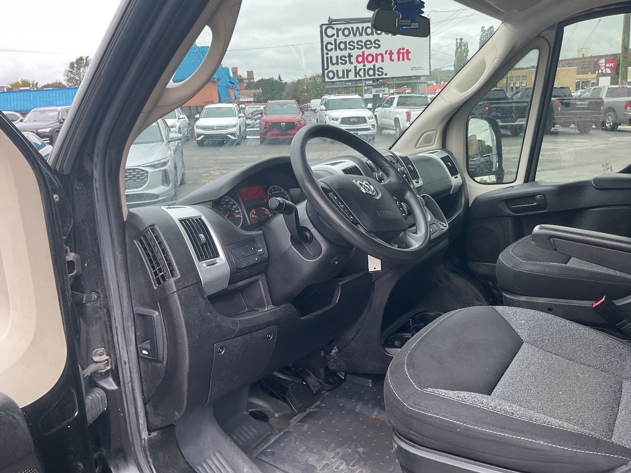 2018 Ram ProMaster Cargo Van — photo 20 de 33