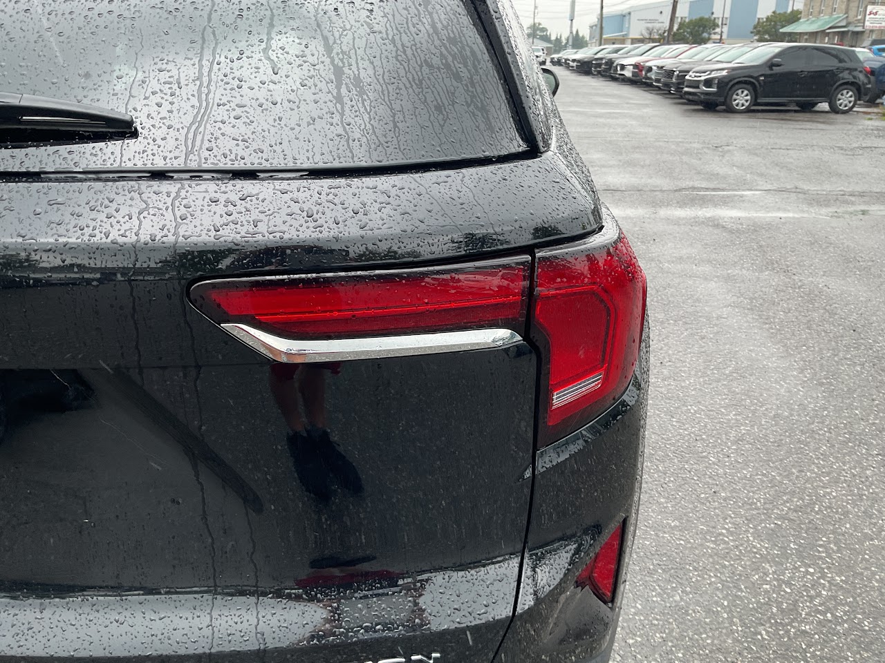 2026 GMC Terrain — photo 17 of 34