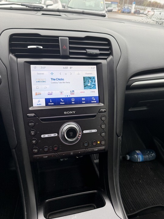 2020 Ford Fusion — photo 9 de 27