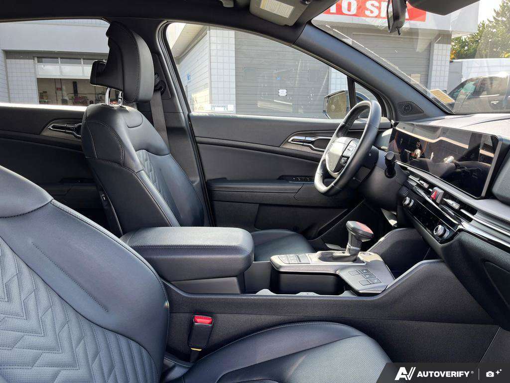 2026 Kia Sportage — photo 22 of 25