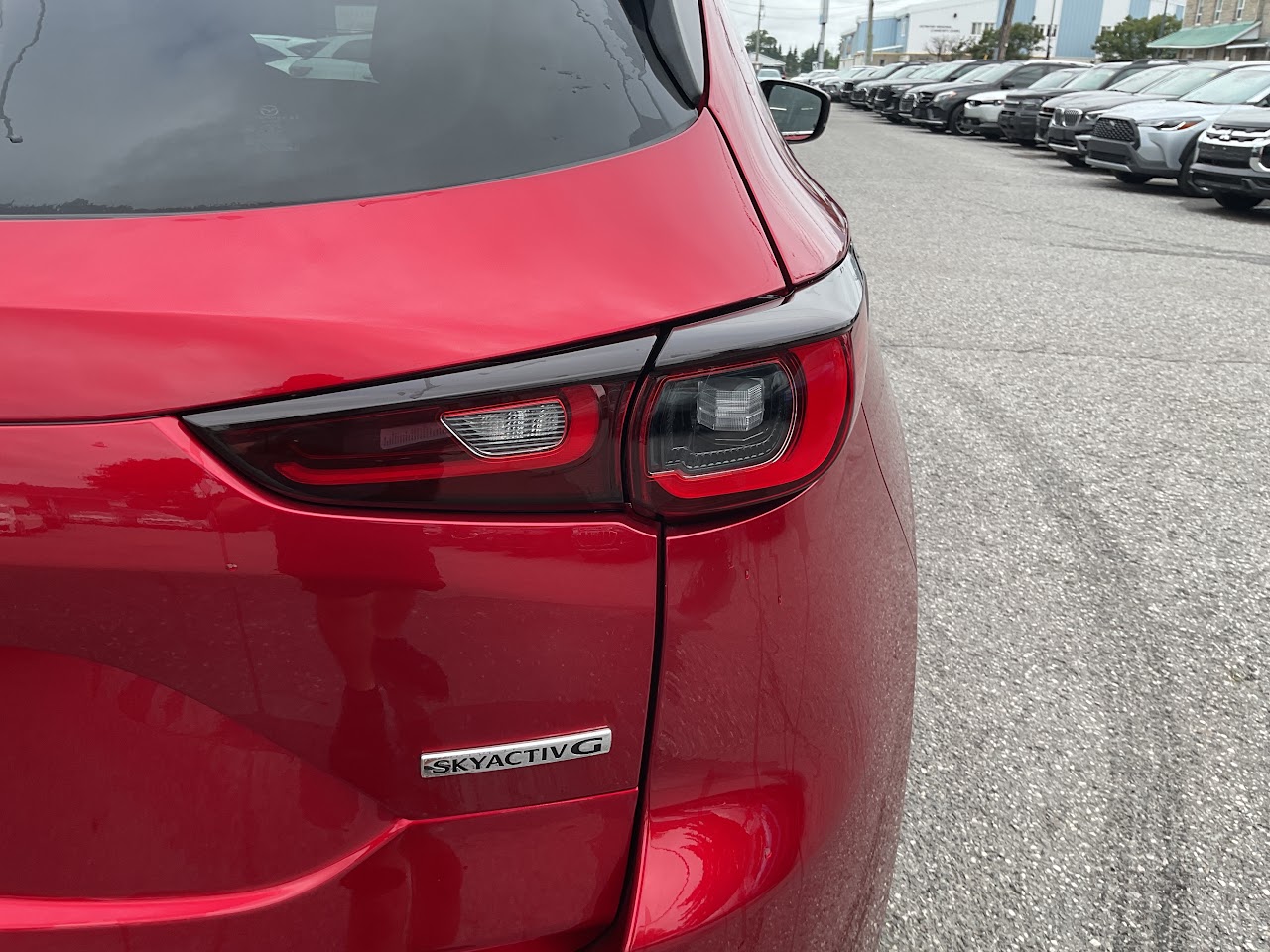2024 Mazda CX-5 — photo 17 of 34
