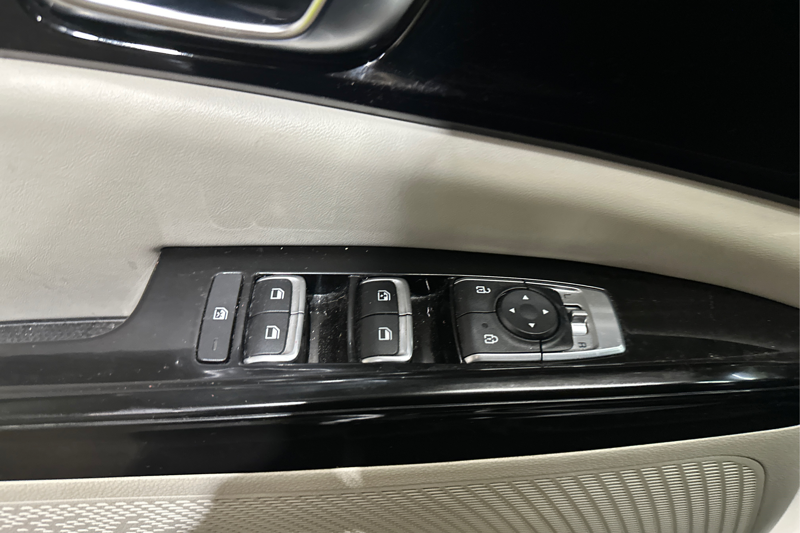 2024 Kia Carnival — photo 24 de 27