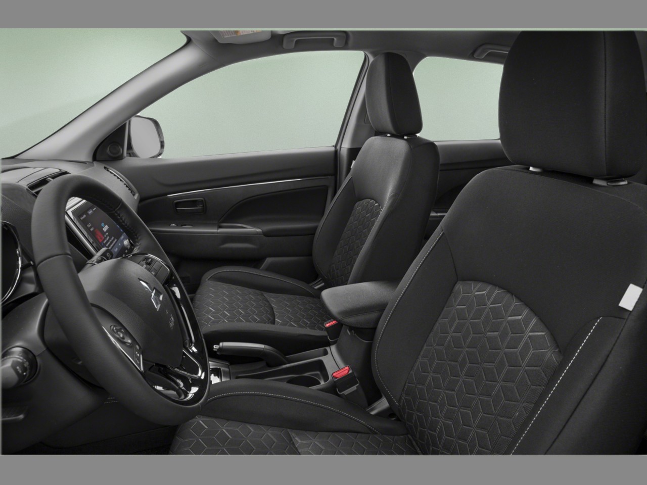 2023 Mitsubishi RVR — photo 8 of 15