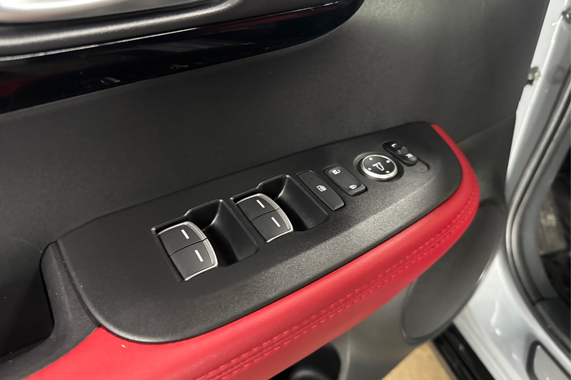 2025 Acura Adx — photo 31 of 35