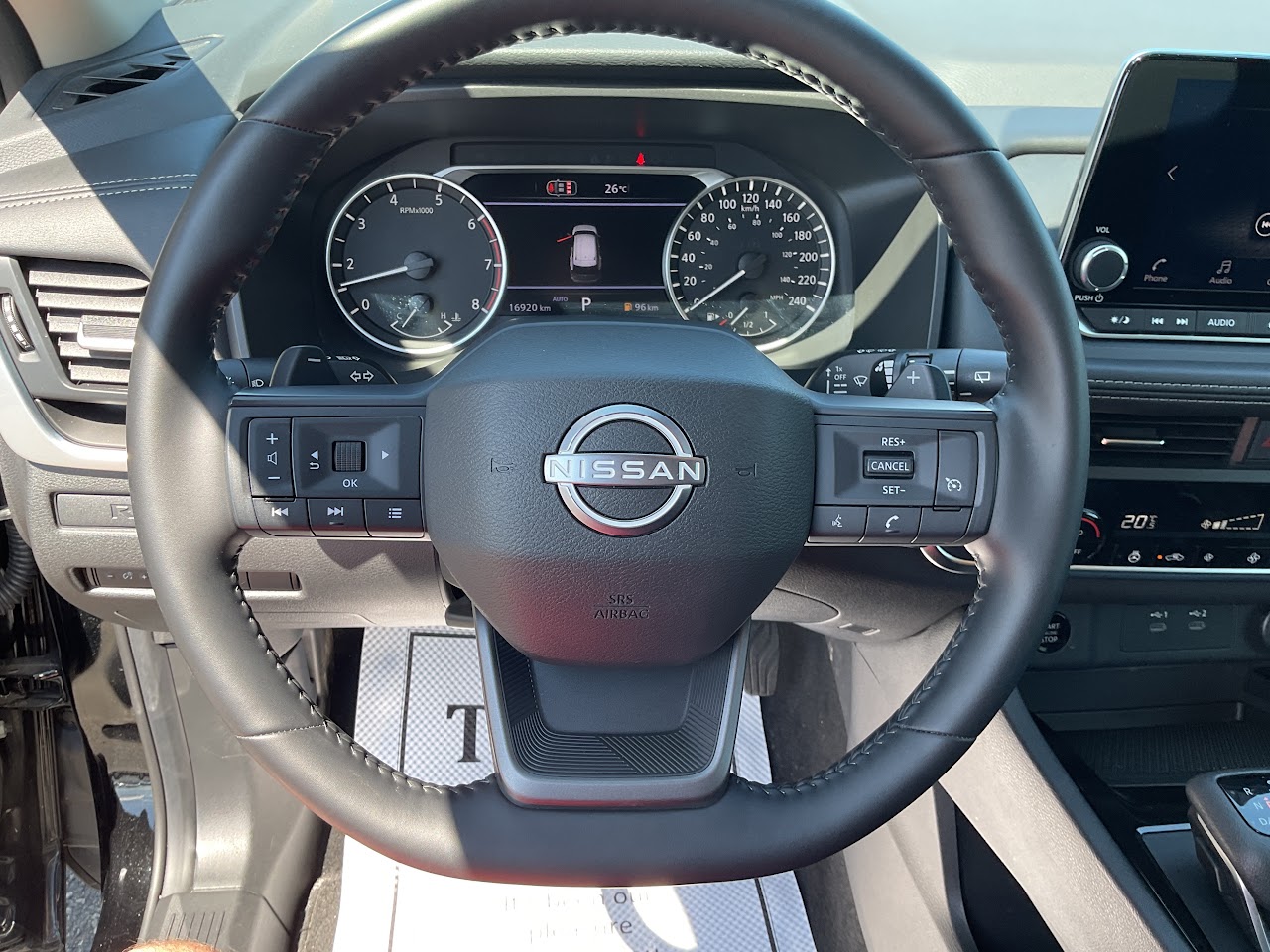 2026 Nissan Rogue — photo 24 of 33