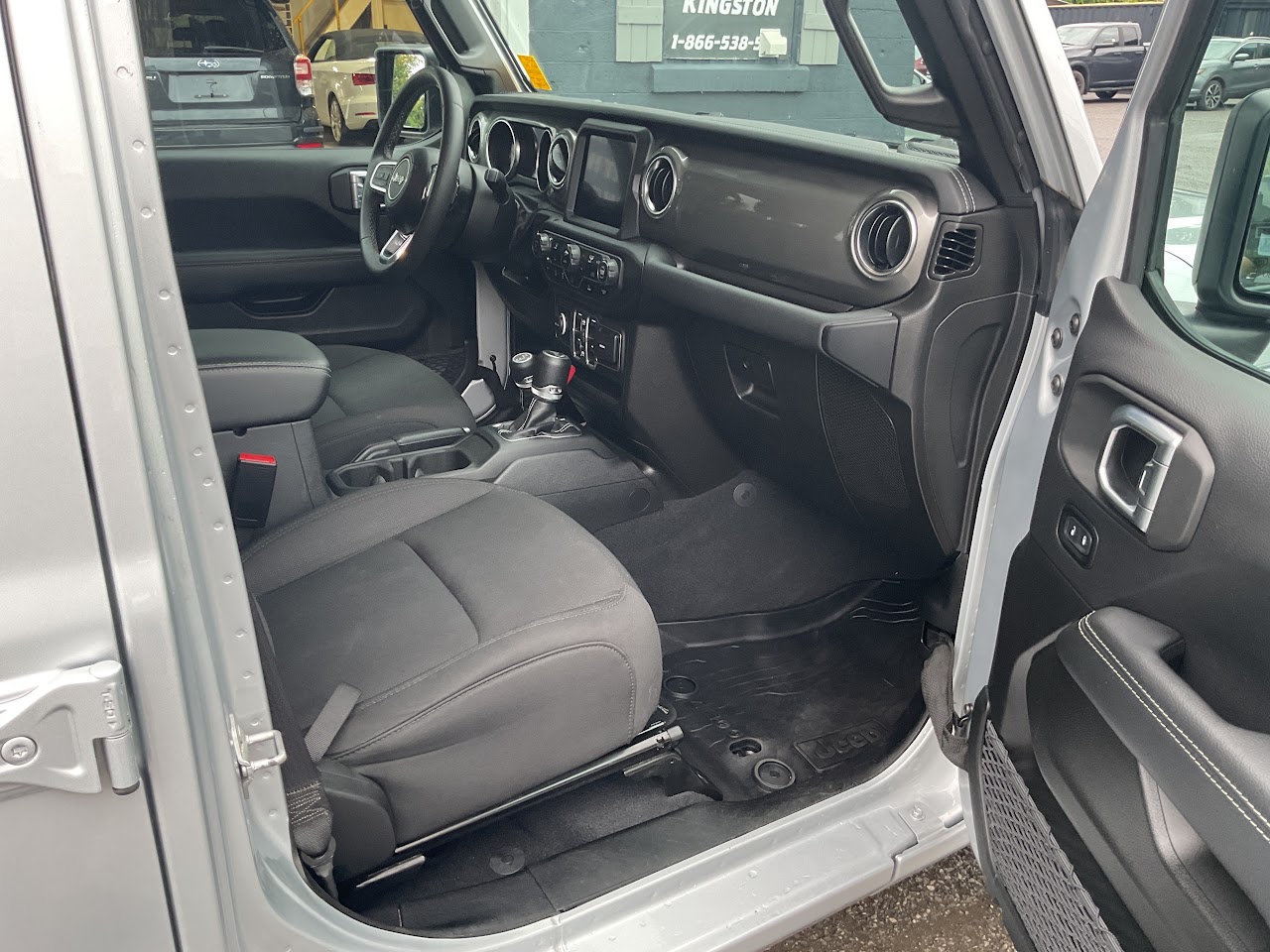2023 Jeep Wrangler — photo 19 de 32