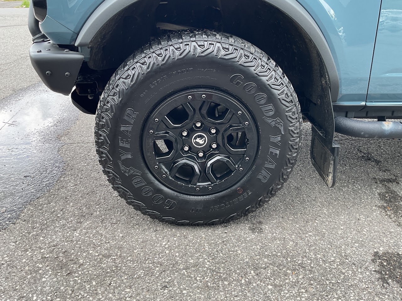 2022 Ford Bronco — photo 9 of 33