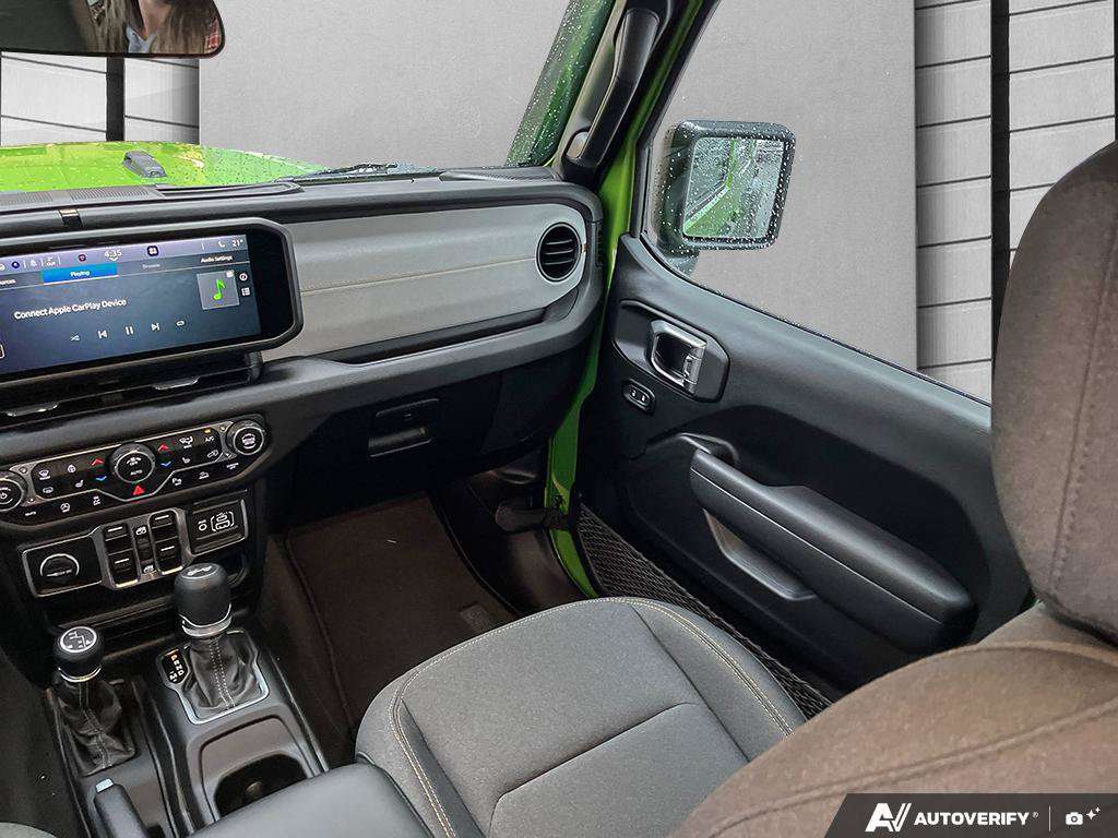 2025 Jeep Wrangler — photo 25 of 25
