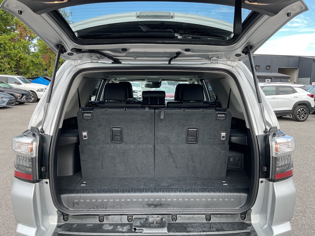 2024 Toyota 4RUNNER — photo 34 of 34