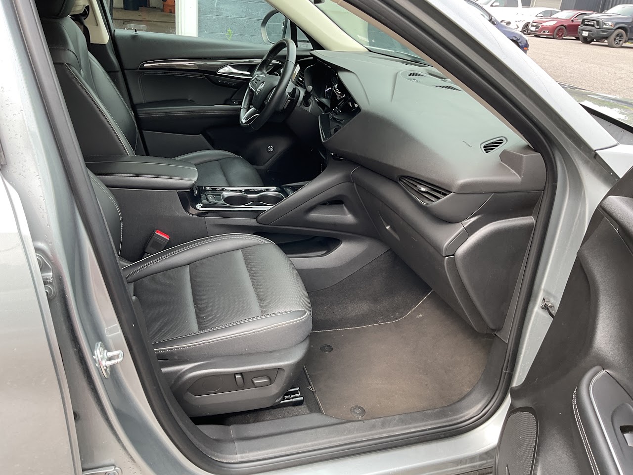 2023 Buick Envision — photo 20 of 34