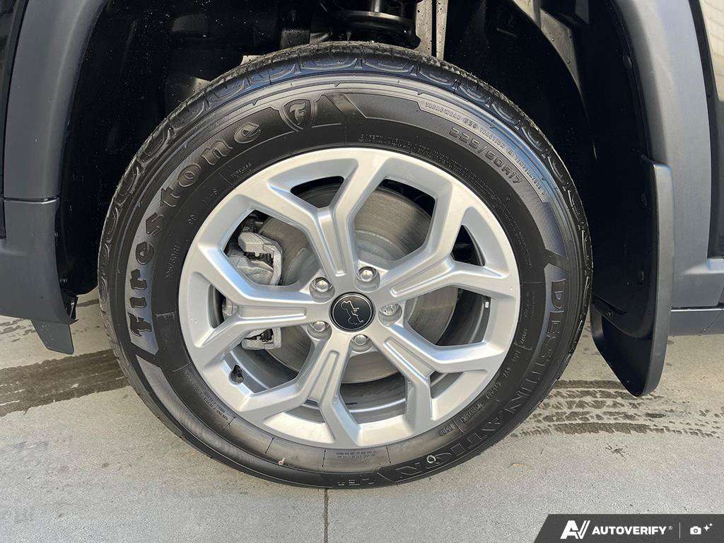 2025 Jeep Compass — photo 6 of 25