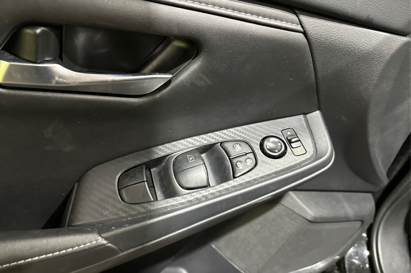 2025 Nissan Sentra — photo 25 de 27