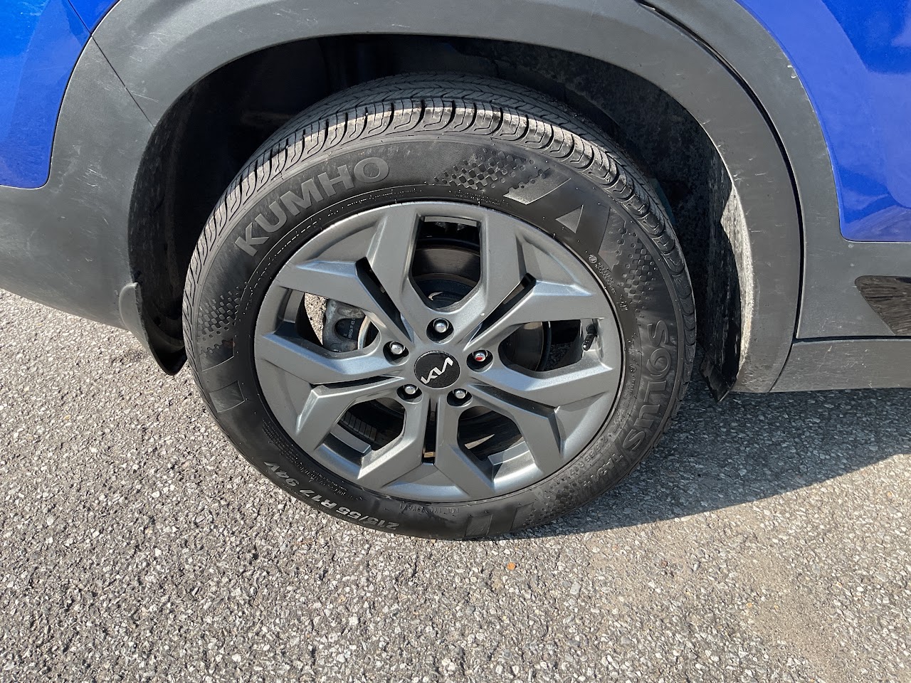 2025 Kia Seltos — photo 13 of 34