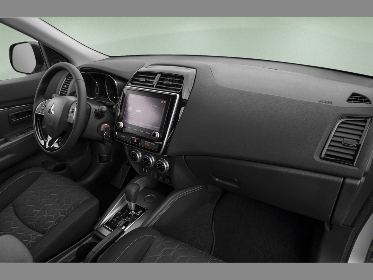2023 Mitsubishi RVR — photo 14 of 15