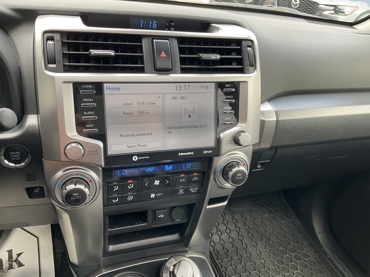 2023 Toyota 4RUNNER — photo 28 de 34