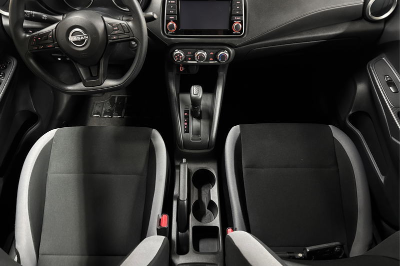 2025 Nissan Versa — photo 17 de 31
