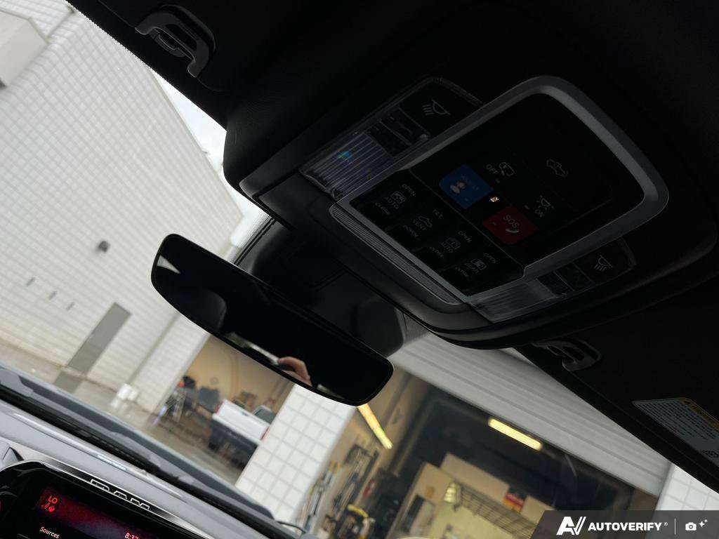 2026 Ram 1500 — photo 21 of 25