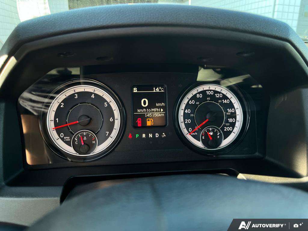 2022 Ram 1500 Classic Crew Cab — photo 15 of 25
