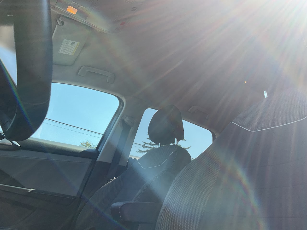 2024 Volkswagen Taos — photo 32 of 34