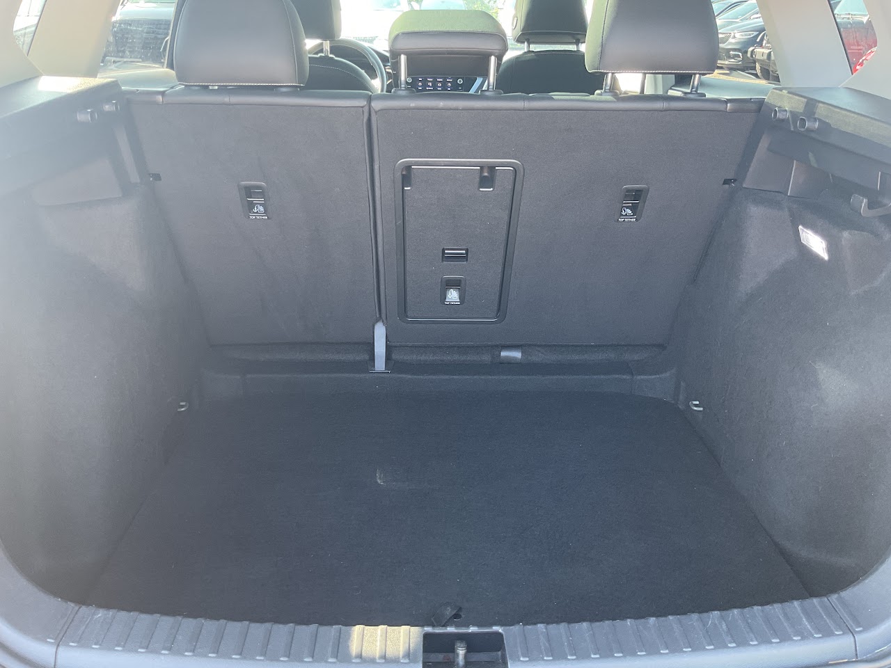 2024 Volkswagen Taos — photo 32 of 32