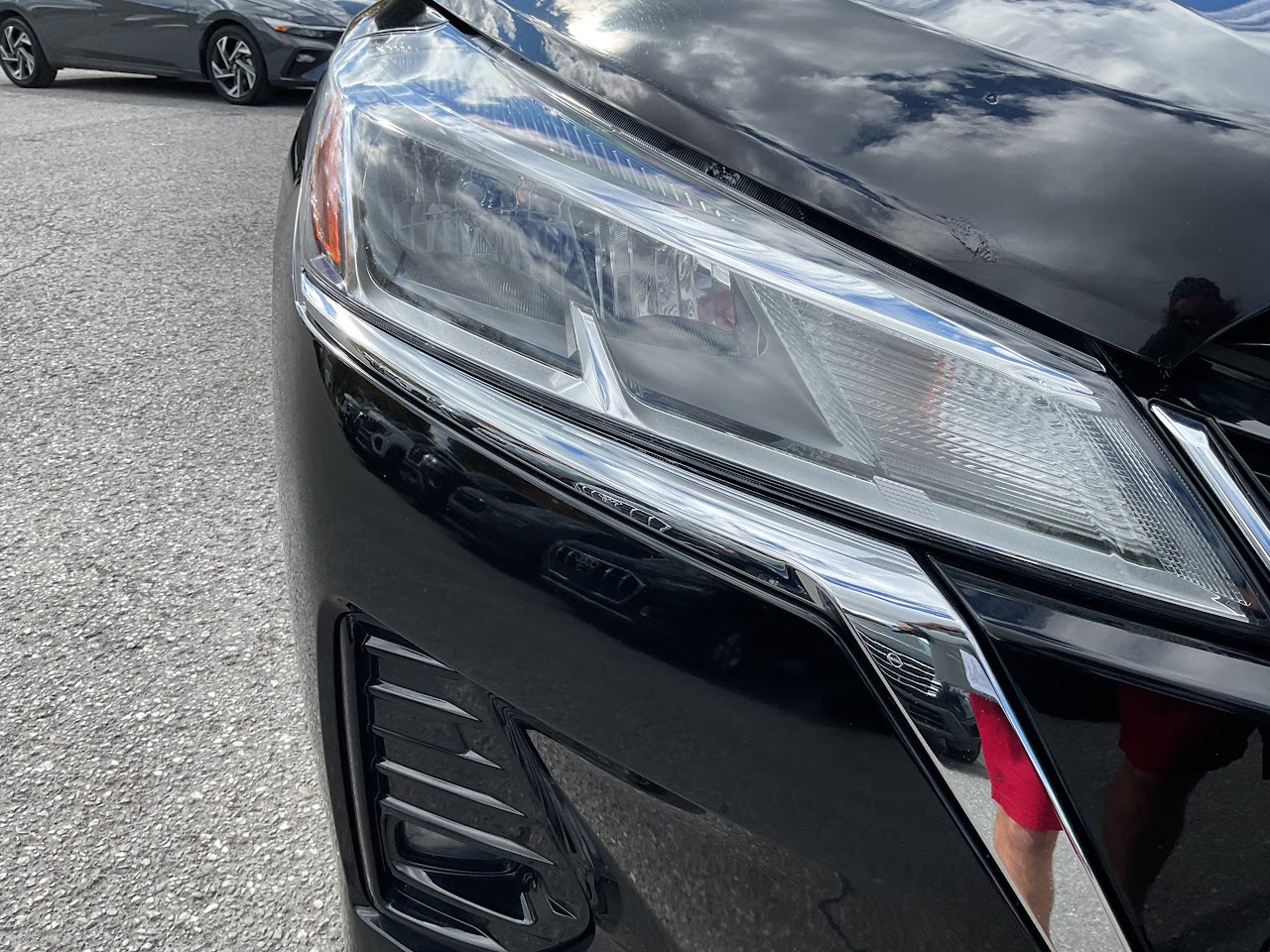 2025 Nissan Kicks Play — photo 11 of 34