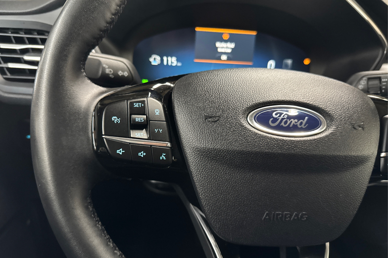 2025 Ford Escape — photo 30 of 35