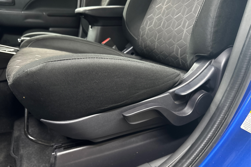 2026 Mitsubishi RVR — photo 30 of 32