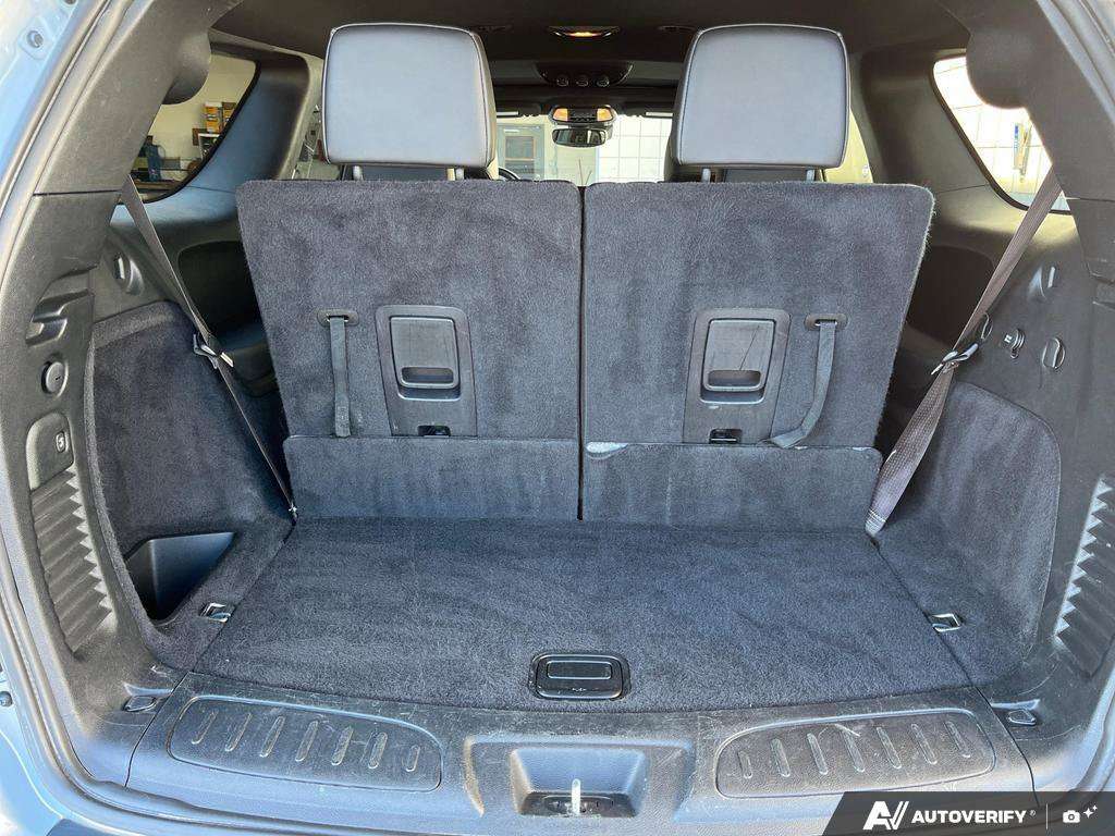 2025 Dodge Durango — photo 12 of 25