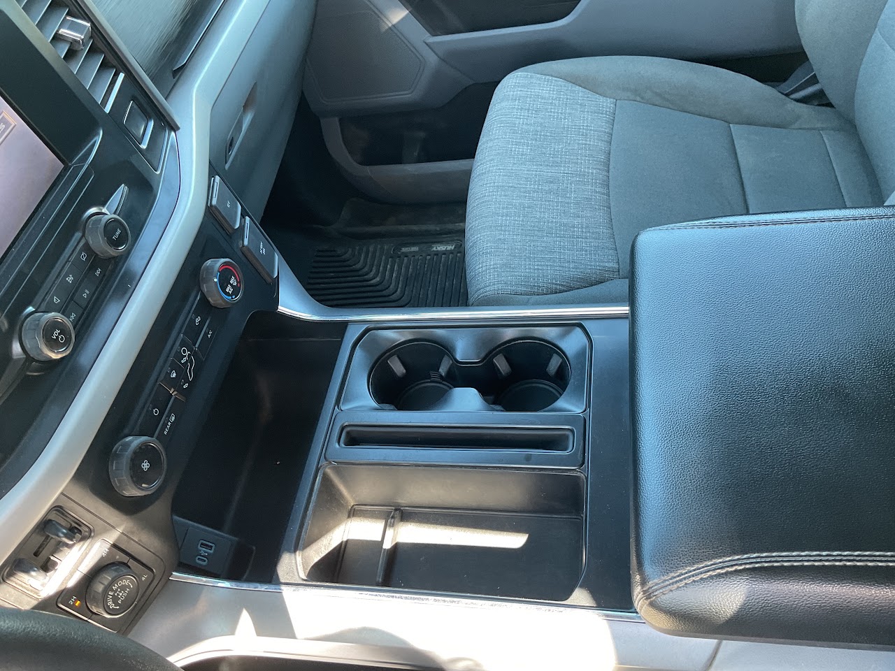 2023 Ford F-150 — photo 25 of 34