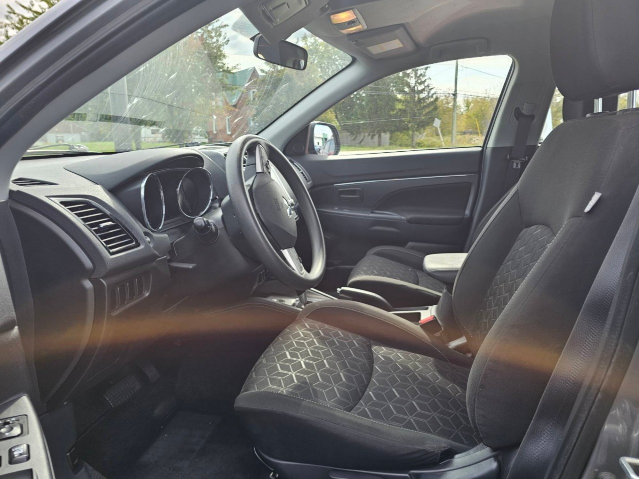 2023 Mitsubishi RVR — photo 15 of 15