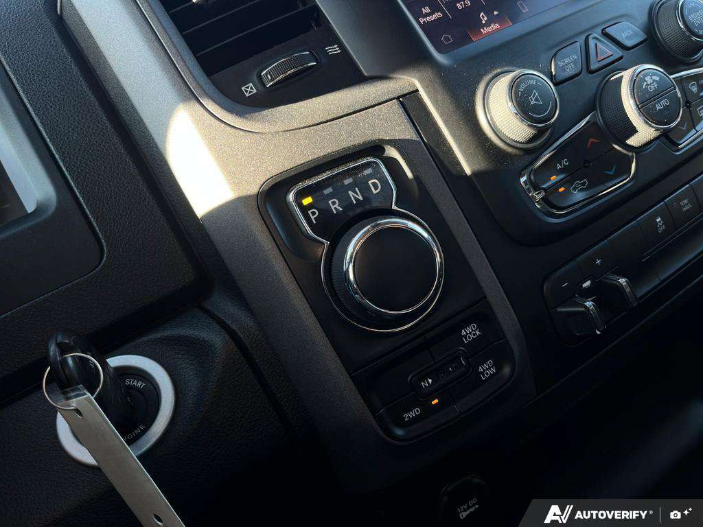 2022 Ram 1500 Classic Crew Cab — photo 18 of 25
