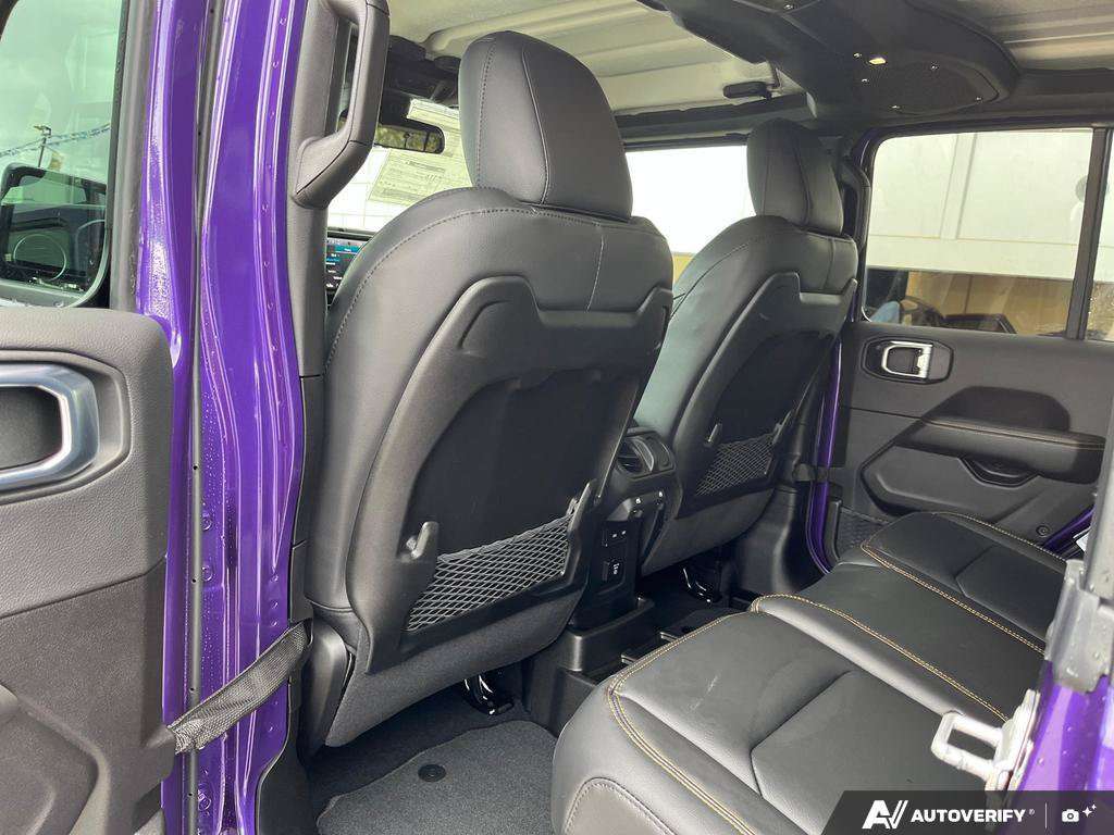 2026 Jeep Wrangler — photo 23 de 25