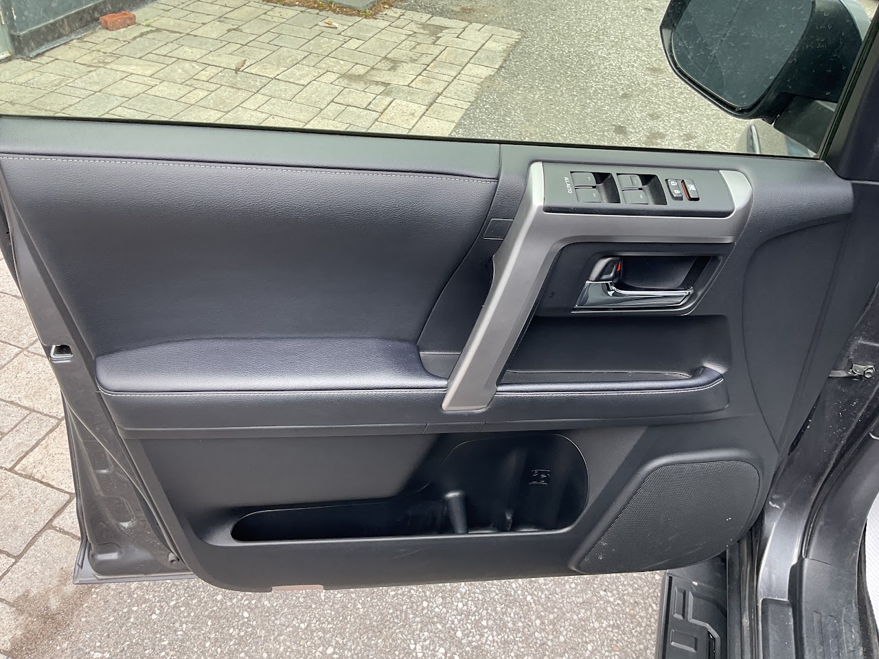 2023 Toyota 4RUNNER — photo 30 de 34