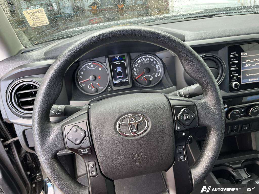 2022 Toyota Tacoma — photo 14 of 25