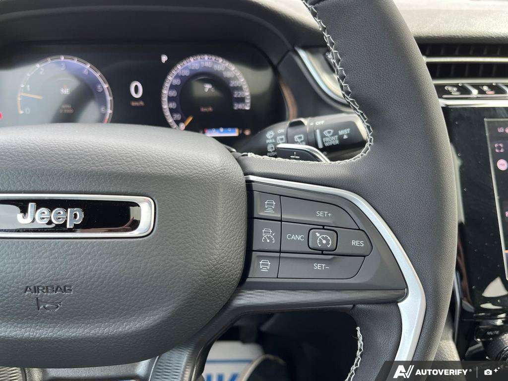 2026 Jeep Grand Cherokee — photo 16 of 25