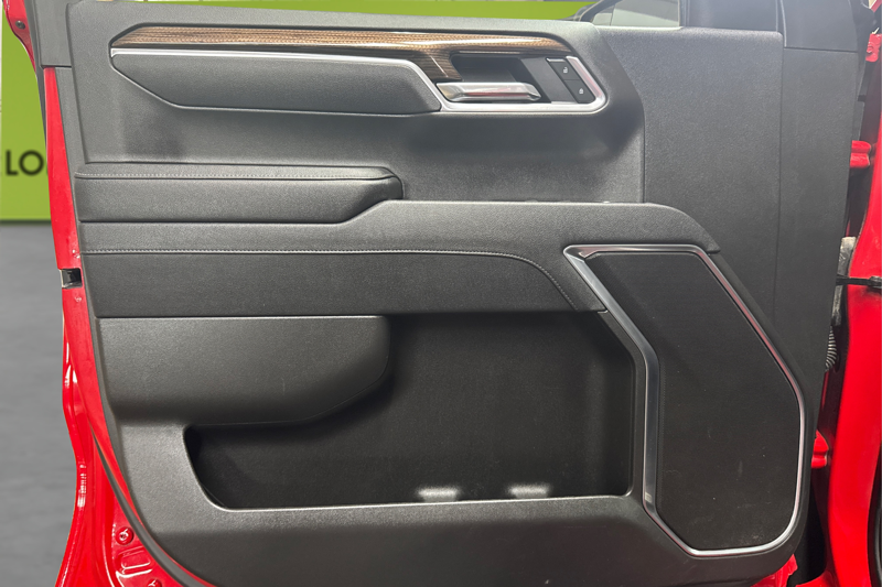 2025 Chevrolet Silverado 1500 — photo 19 of 35
